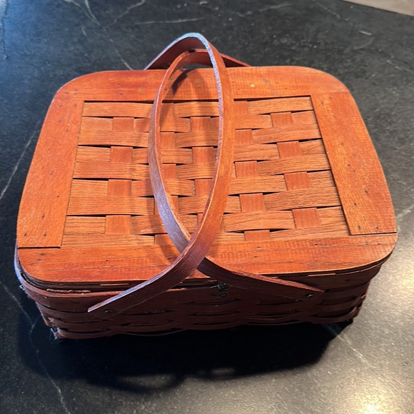Vintage Pie Basket - Picture 2 of 6
